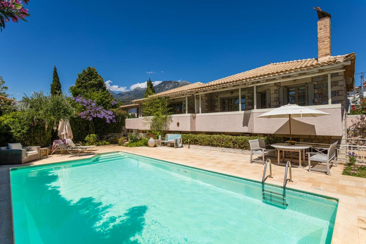 Tria Luxury Residences Stoúpa Dış mekan fotoğraf