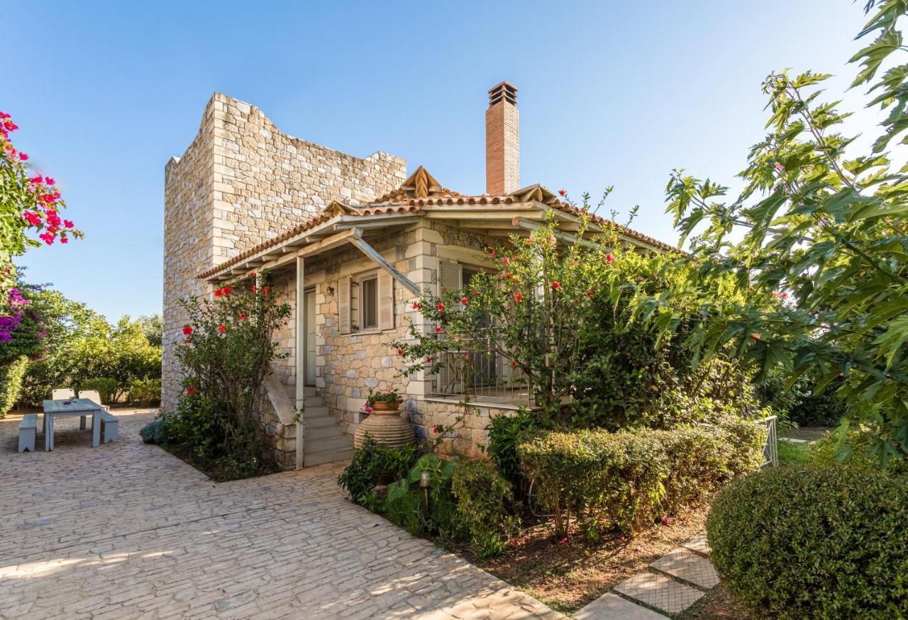Tria Luxury Residences Stoúpa Dış mekan fotoğraf